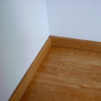 /thumbs/200×200/produits/parquet-plinthe-saserq-quincaillerie-guadeloupe-martinique.jpg